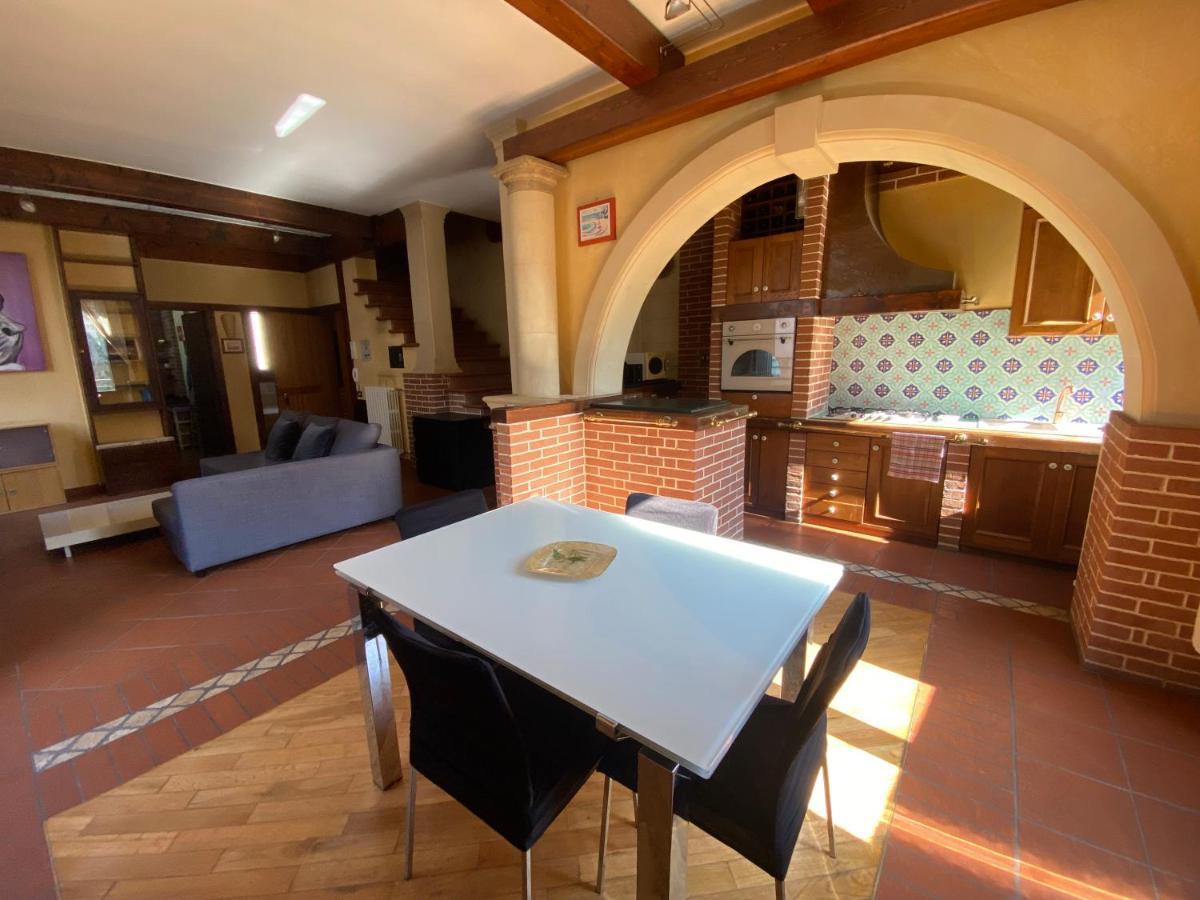 莱切Casa Chiara, Roof Terrace, 100M To The Historical Center公寓 外观 照片