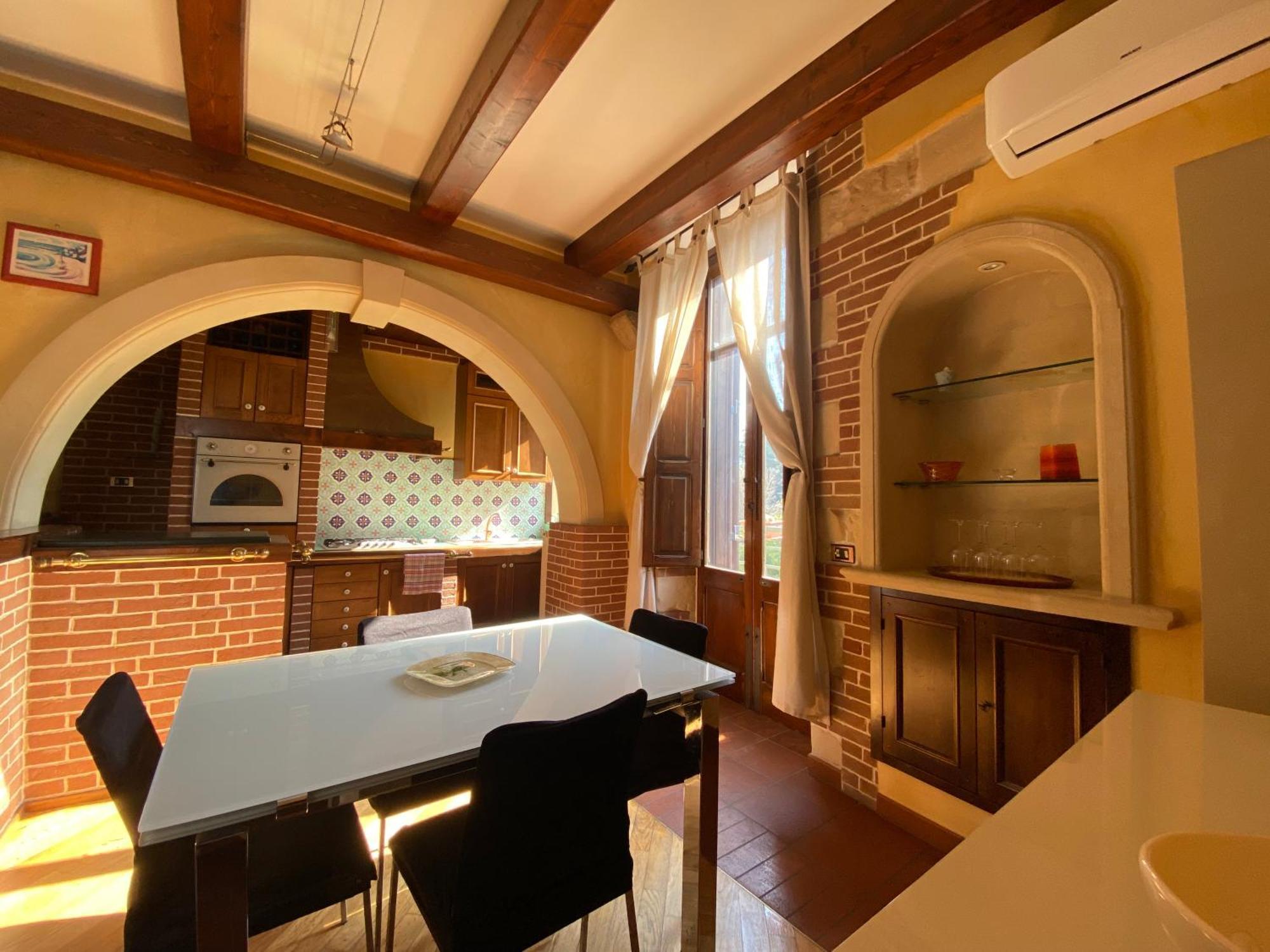 莱切Casa Chiara, Roof Terrace, 100M To The Historical Center公寓 外观 照片
