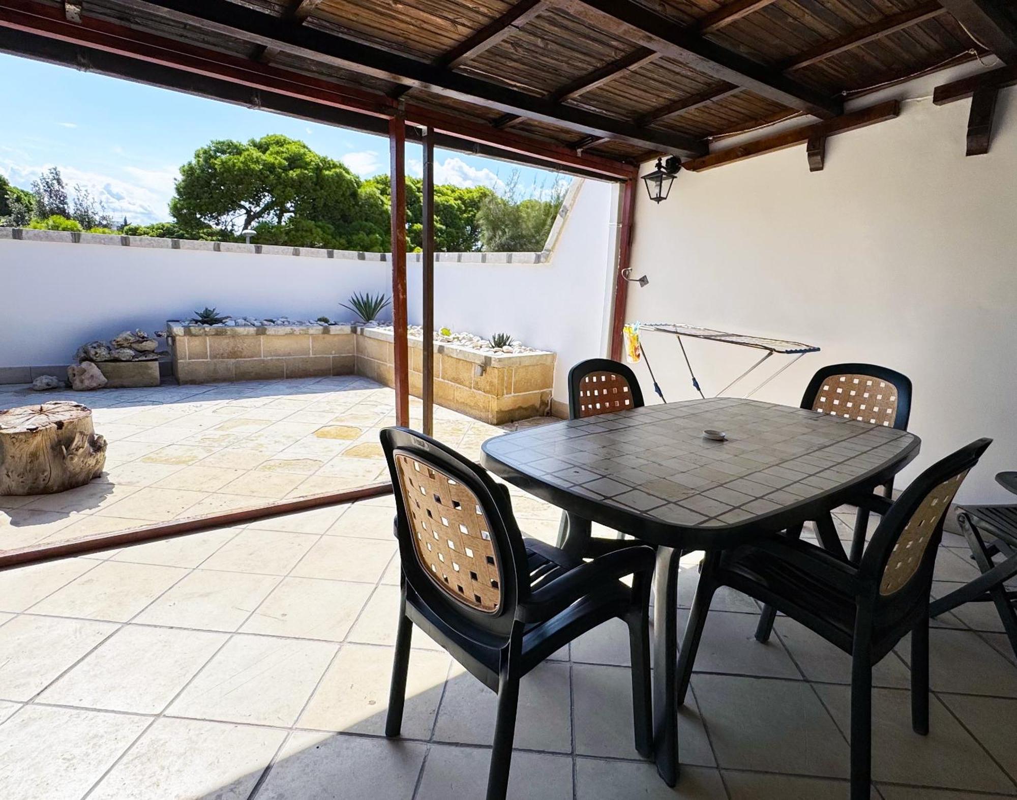 莱切Casa Chiara, Roof Terrace, 100M To The Historical Center公寓 外观 照片